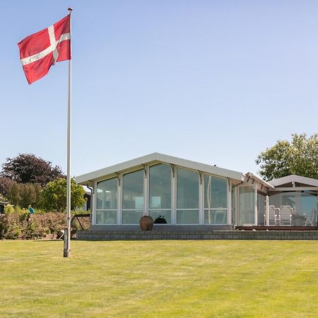 Strandhuset. Asperup Екстериор снимка